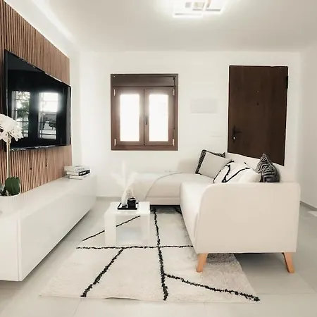 Modern Andalusian House One Minute From The Beach Fuengirola Exterior photo