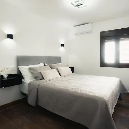 Modern Andalusian House One Minute From The Beach Fuengirola Exterior photo