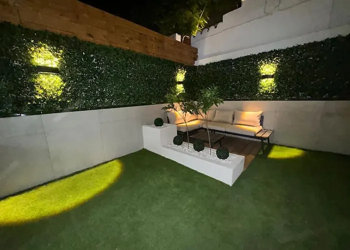 Modern Andalusian House One Minute From The Beach